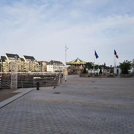 T2 Plein Centre Du Pouliguen, Port Et Plage A Pied Le Pouliguen Extérieur photo
